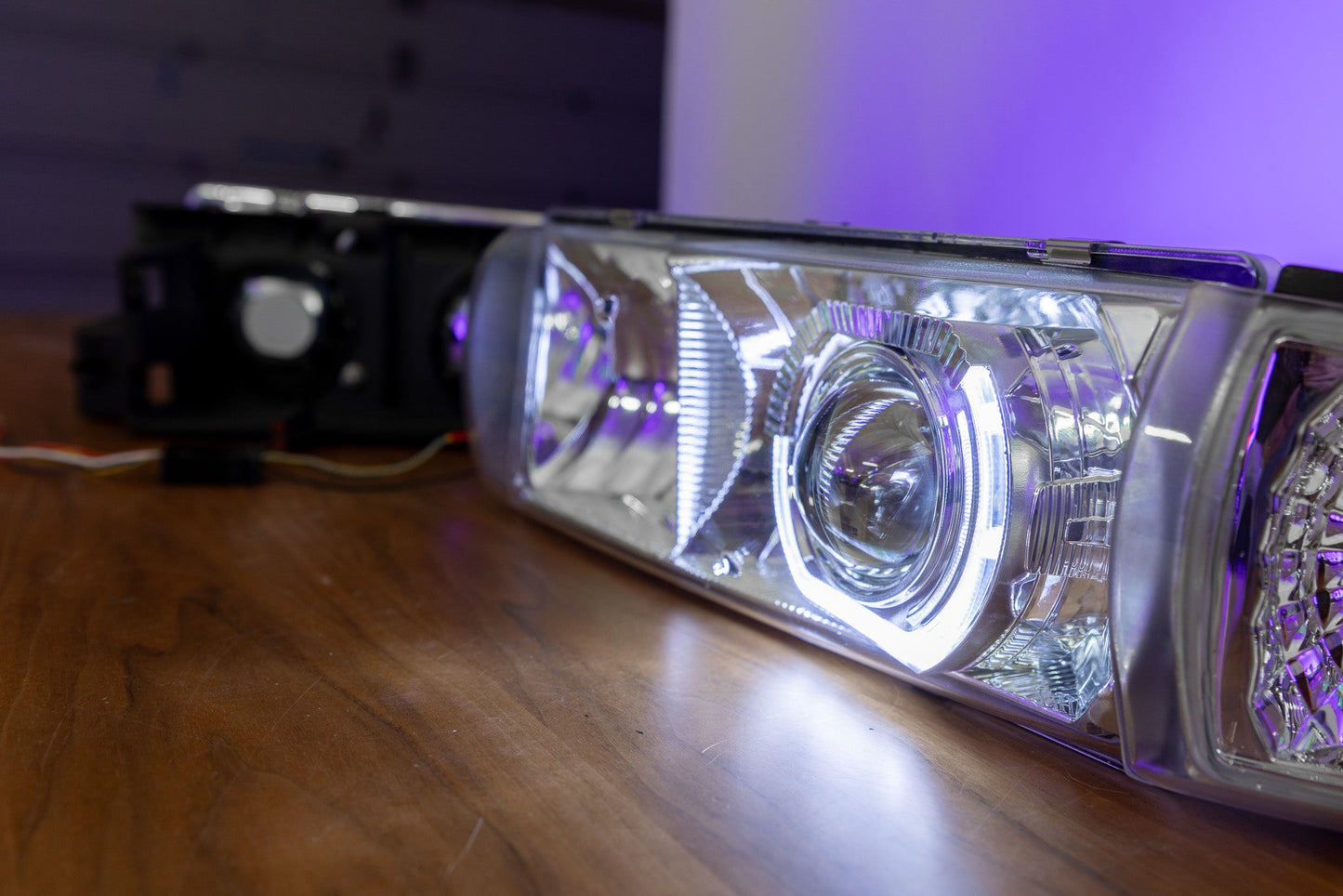 Chevrolet Impala SS / Caprice (91-96) - Switchback - Panther Lights