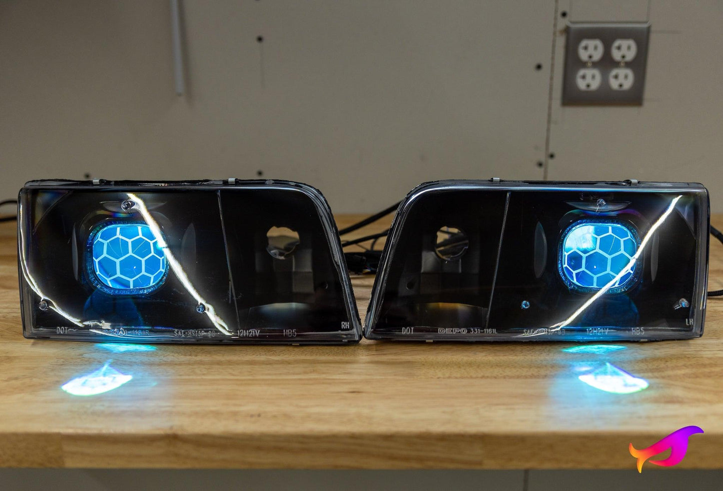 Ford Crown Victoria (98-11) - Panther Lights