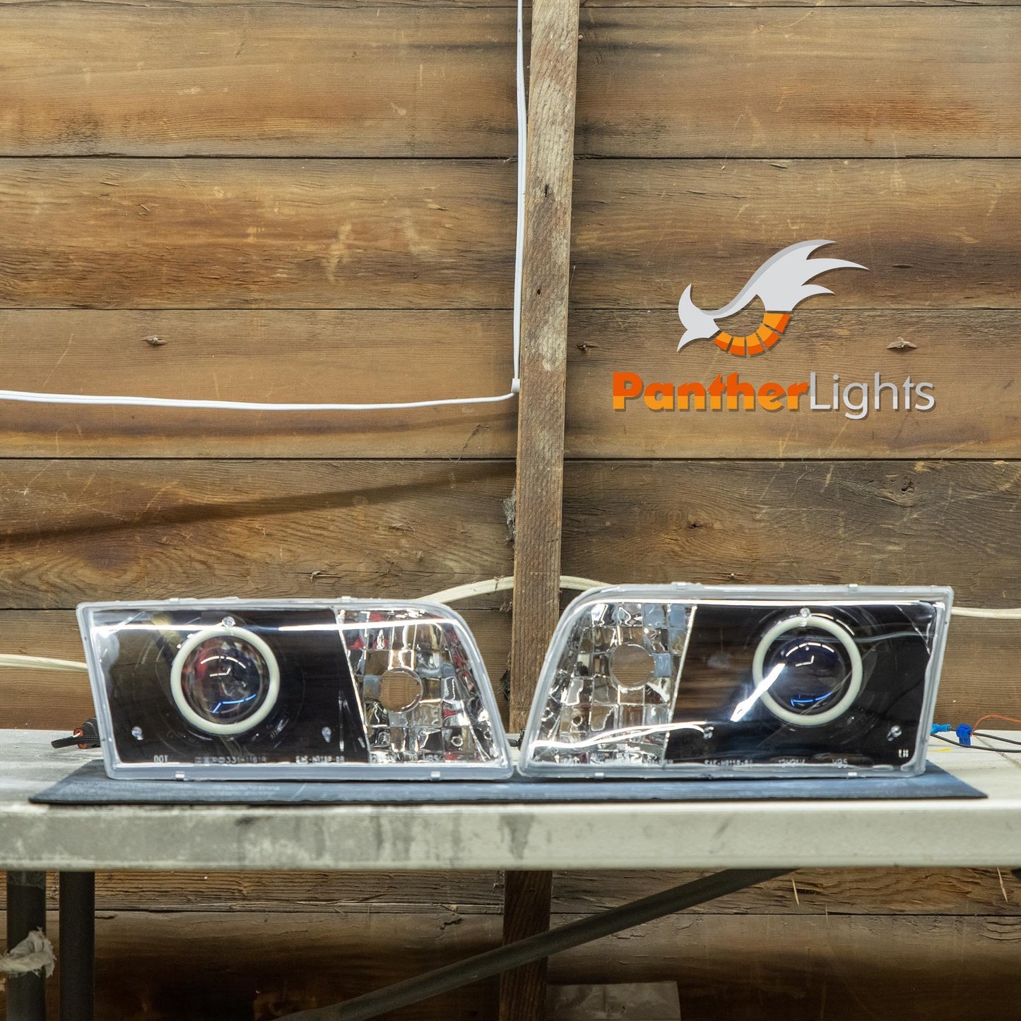 Ford Crown Victoria (98-11) - Panther Lights