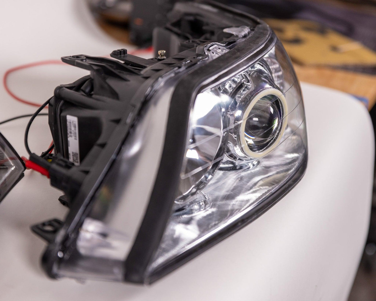 Lincoln Town Car (03-11) - Panther Lights