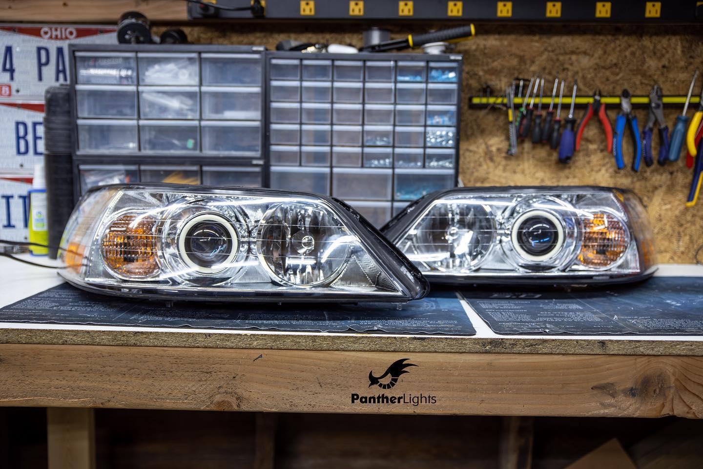 Lincoln Town Car (03-11) - Panther Lights
