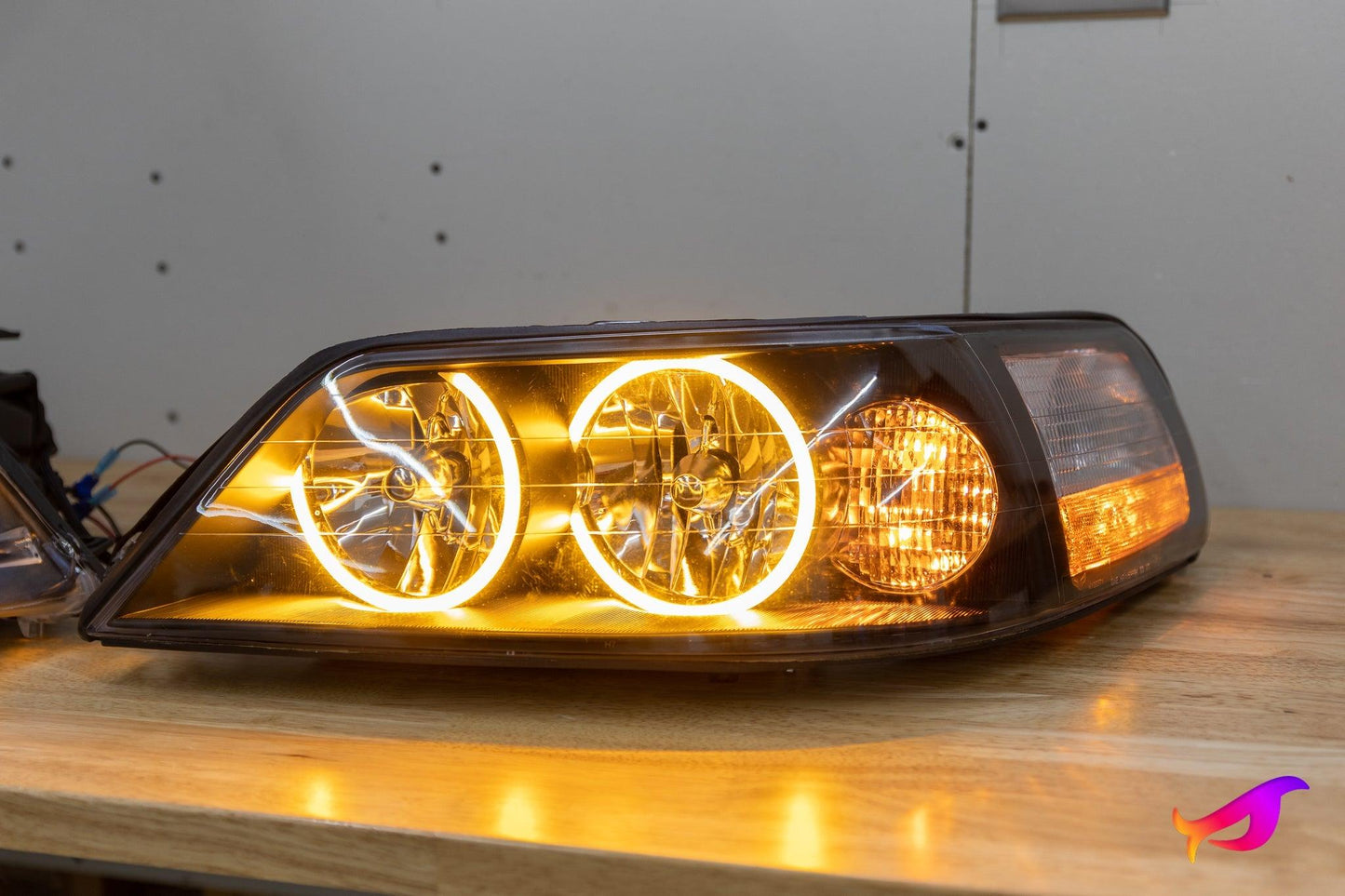Lincoln Town Car (05-11) - Panther Lights